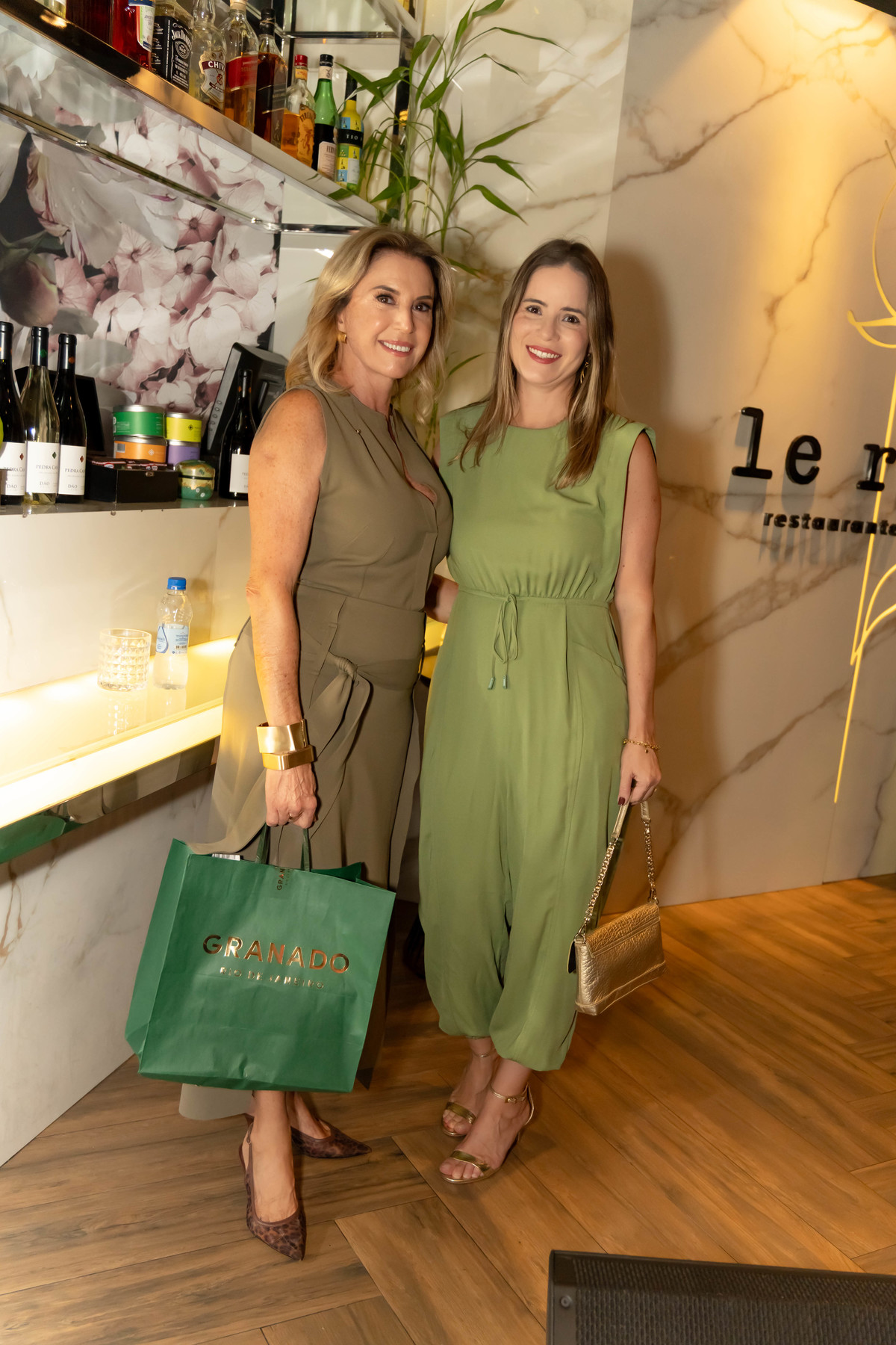 ANIVERSÁRIO - VERA PÓVOAS · Samantha Retratista