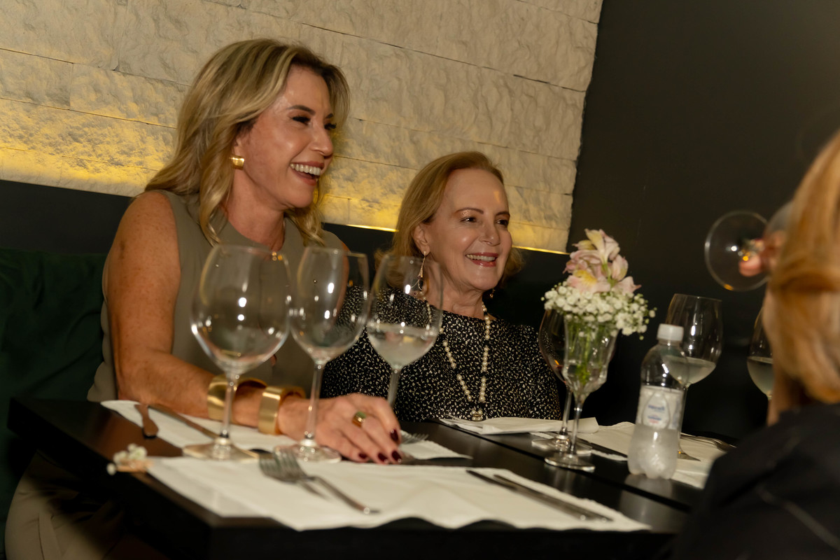 ANIVERSÁRIO - VERA PÓVOAS · Samantha Retratista