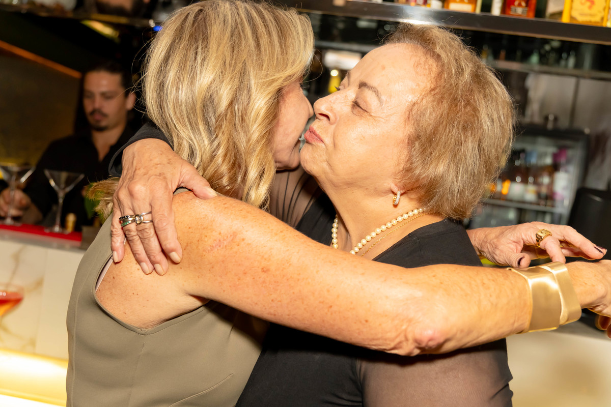 ANIVERSÁRIO - VERA PÓVOAS · Samantha Retratista