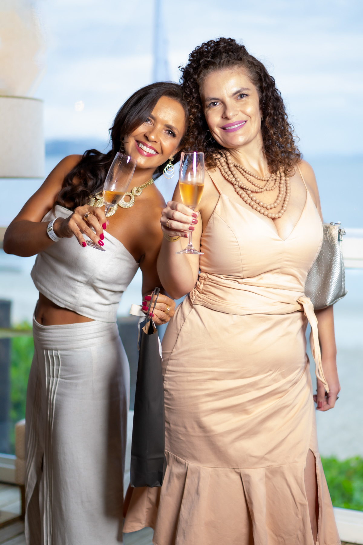 Lucrécia 50 anos! Folha BEACH - JURERÊ INTERNACIONAL · Samantha Retratista