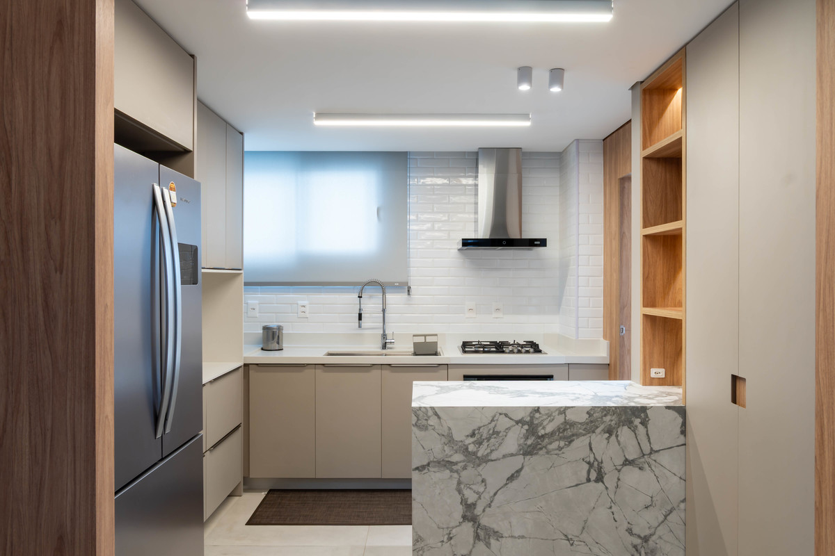 APARTAMENTO FRENTE MAR · Samantha Retratista