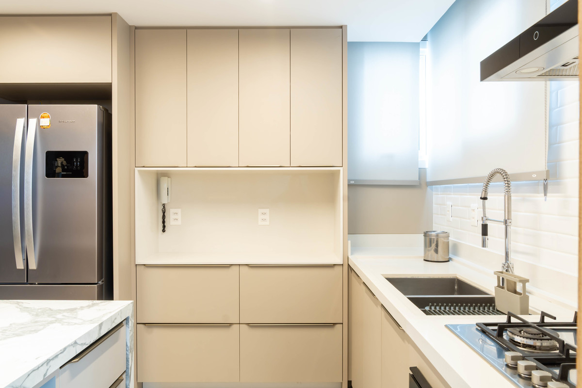 APARTAMENTO FRENTE MAR · Samantha Retratista