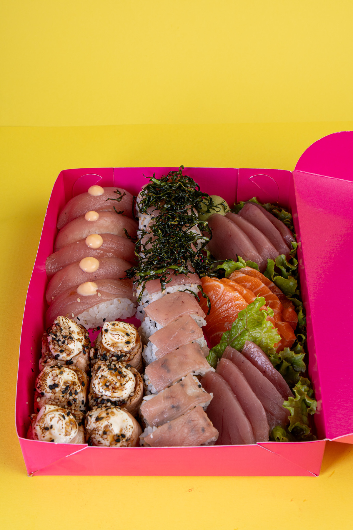 DOZO SUSHI · Samantha Retratista