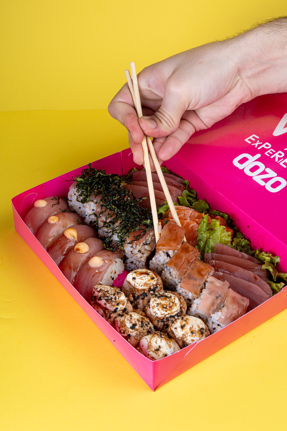 DOZO SUSHI · Samantha Retratista