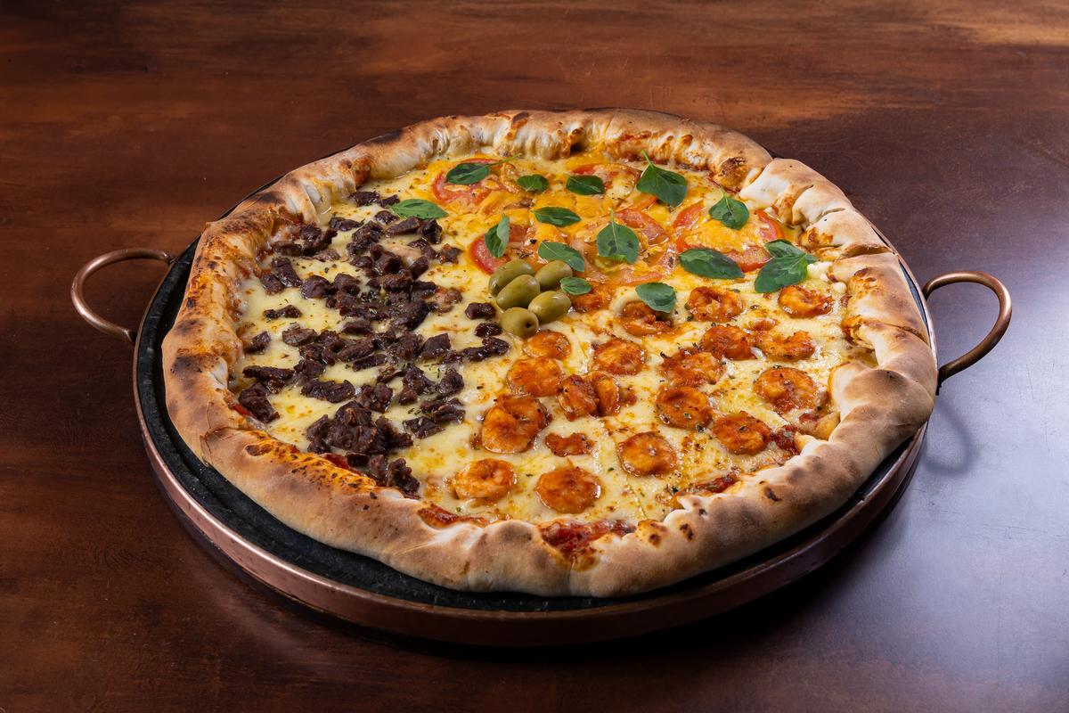 Pizzaria Estrela da Ilha - fotos para cardápios/plataformas digitais (sabores únicos e combos). · Samantha Retratista