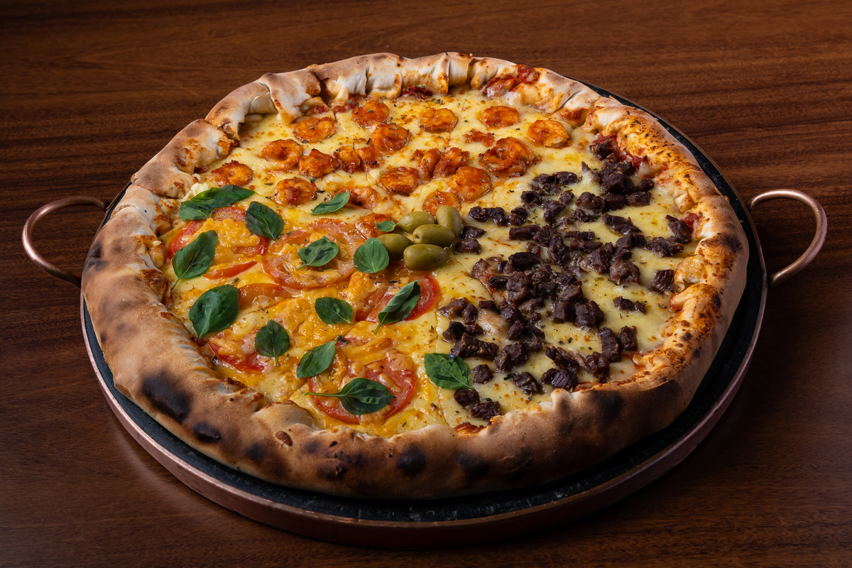 Pizzaria Estrela da Ilha - fotos para cardápios/plataformas digitais (sabores únicos e combos). · Samantha Retratista