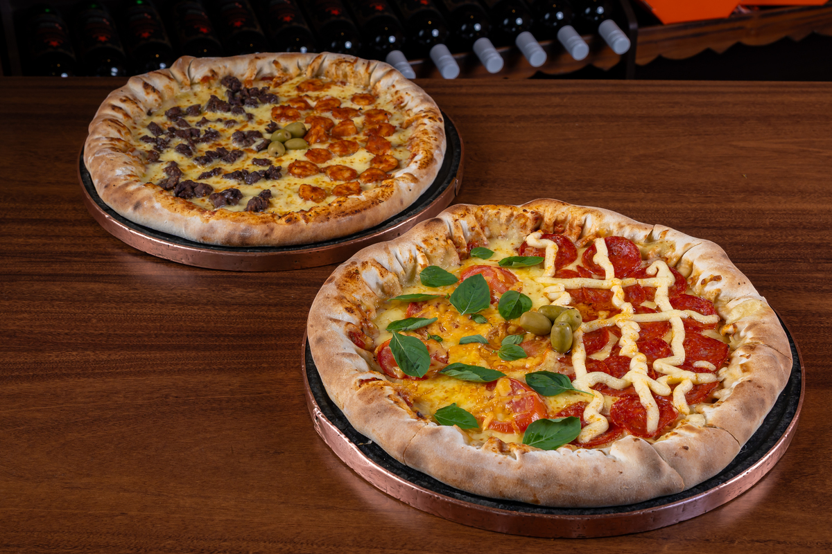 Pizzaria Estrela da Ilha - fotos para cardápios/plataformas digitais (sabores únicos e combos). · Samantha Retratista