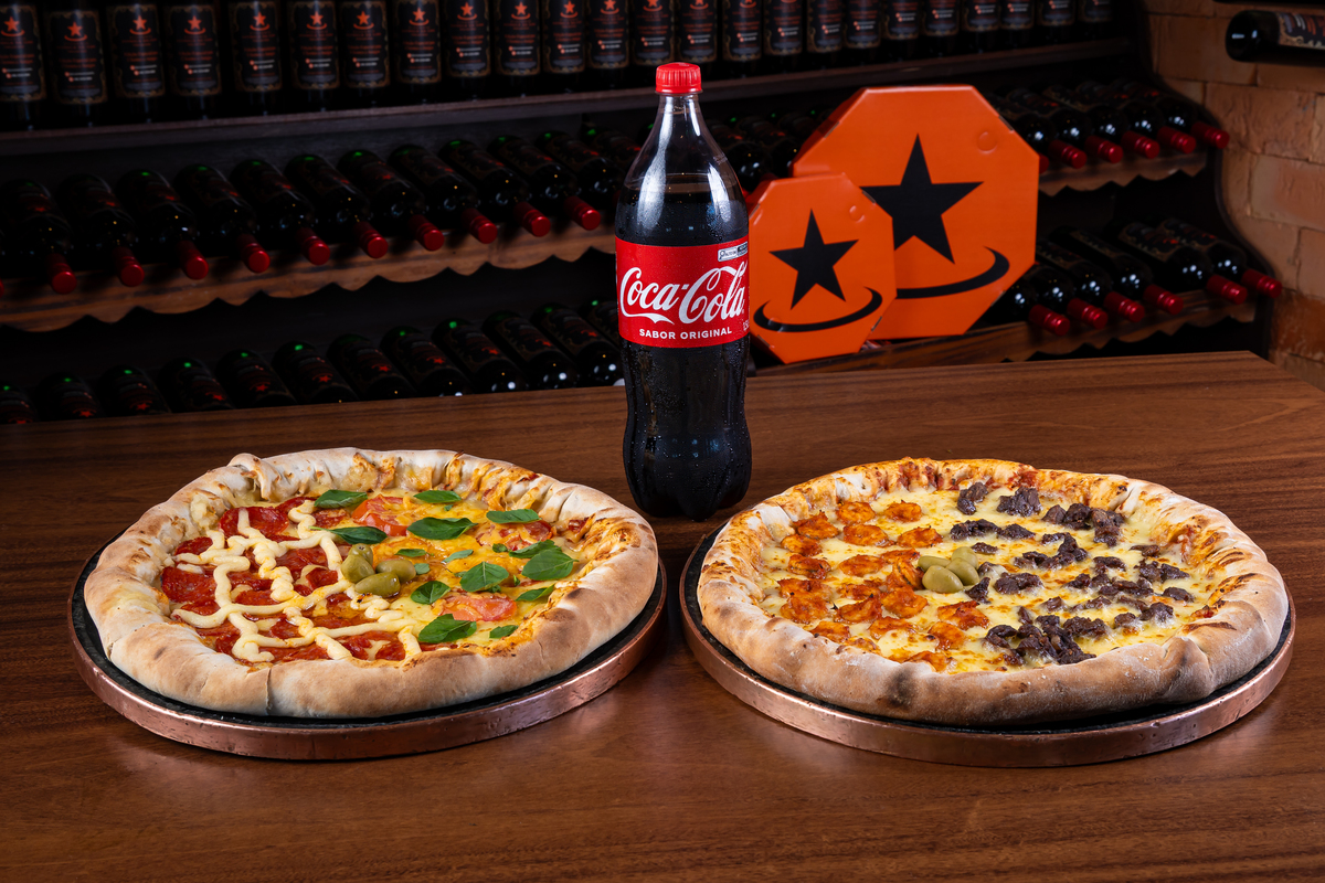 Pizzaria Estrela da Ilha - fotos para cardápios/plataformas digitais (sabores únicos e combos). · Samantha Retratista