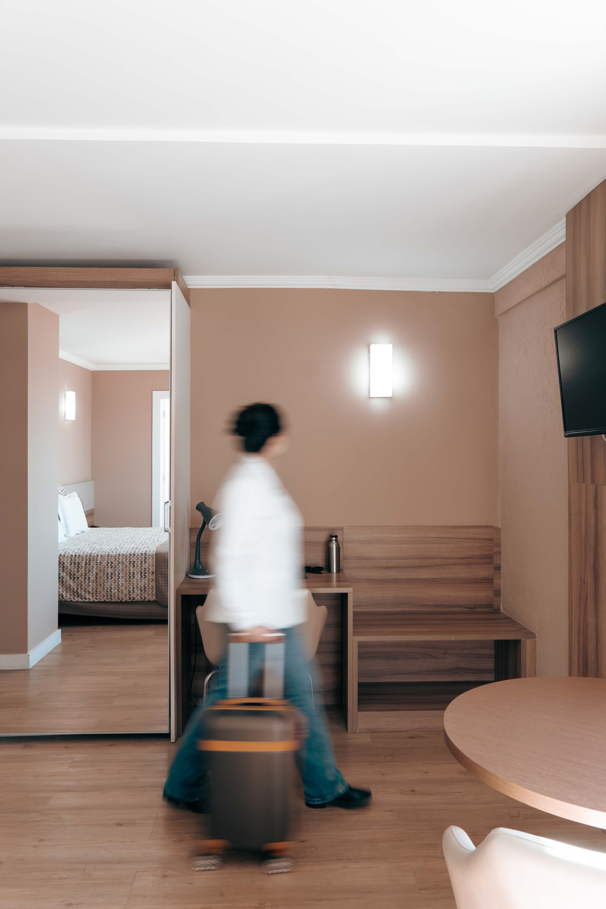 IATE HOTEL · Samantha Retratista