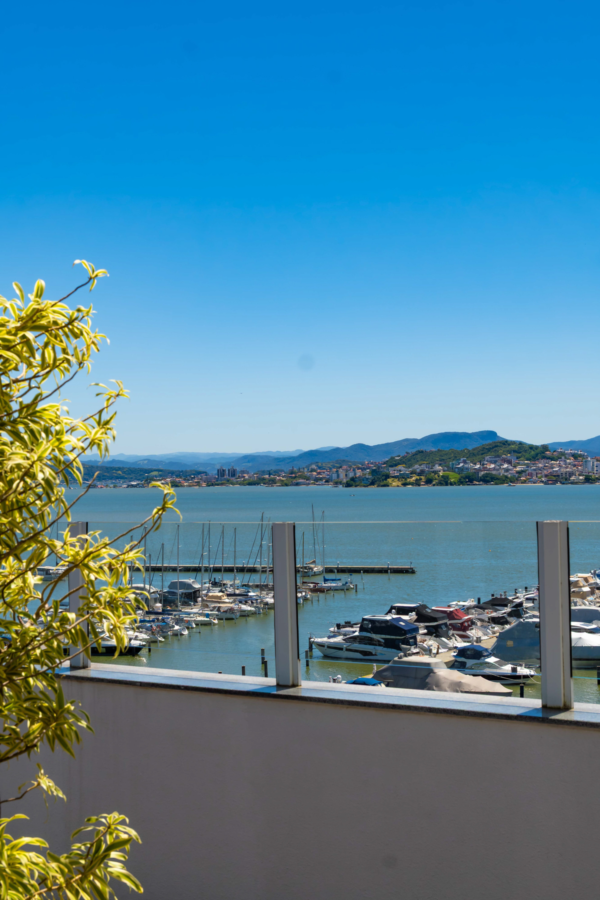 IATE HOTEL · Samantha Retratista