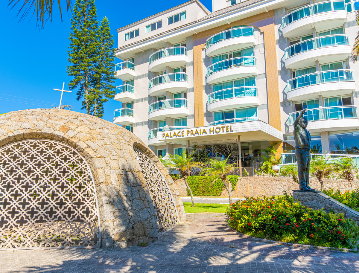 PALACE PRAIA HOTEL · Samantha Retratista