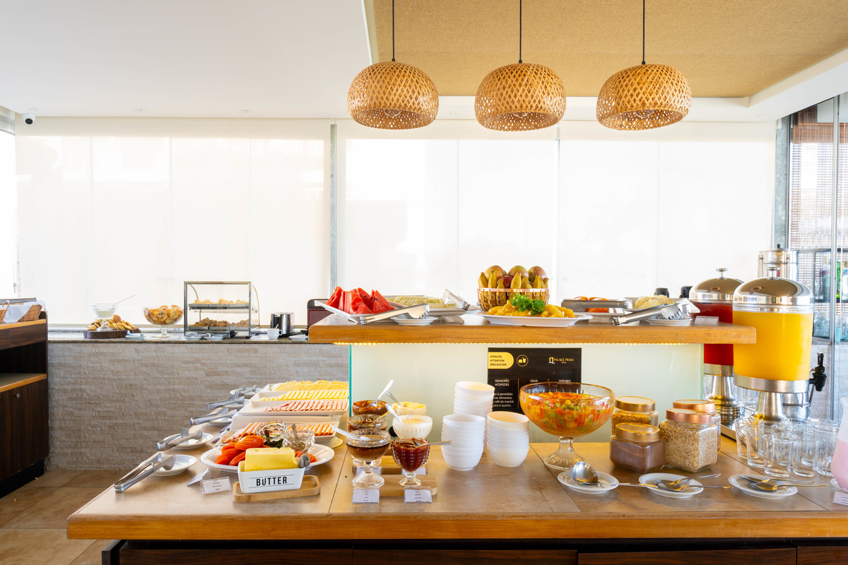 PALACE PRAIA HOTEL · Samantha Retratista