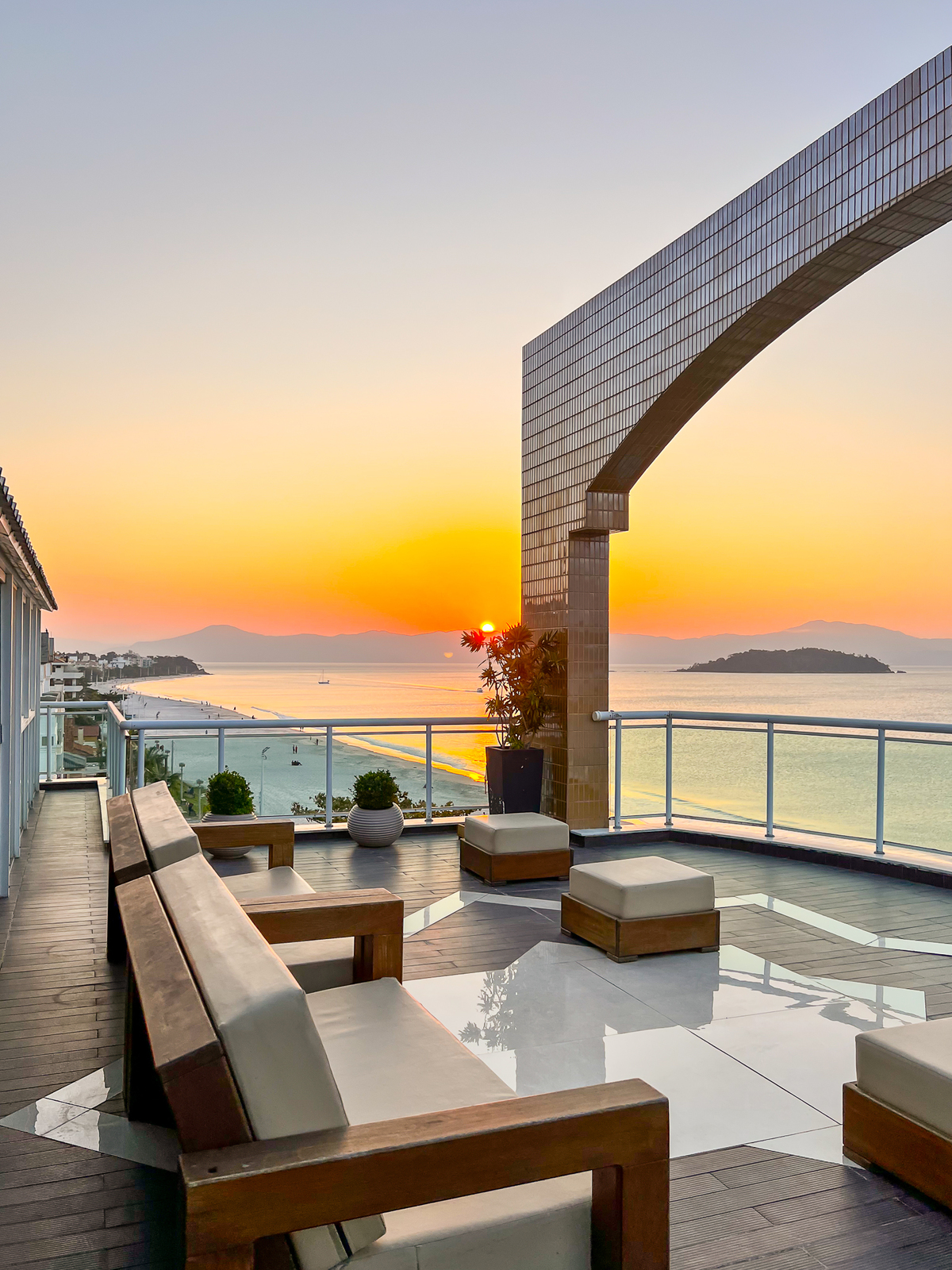 PALACE PRAIA HOTEL · Samantha Retratista