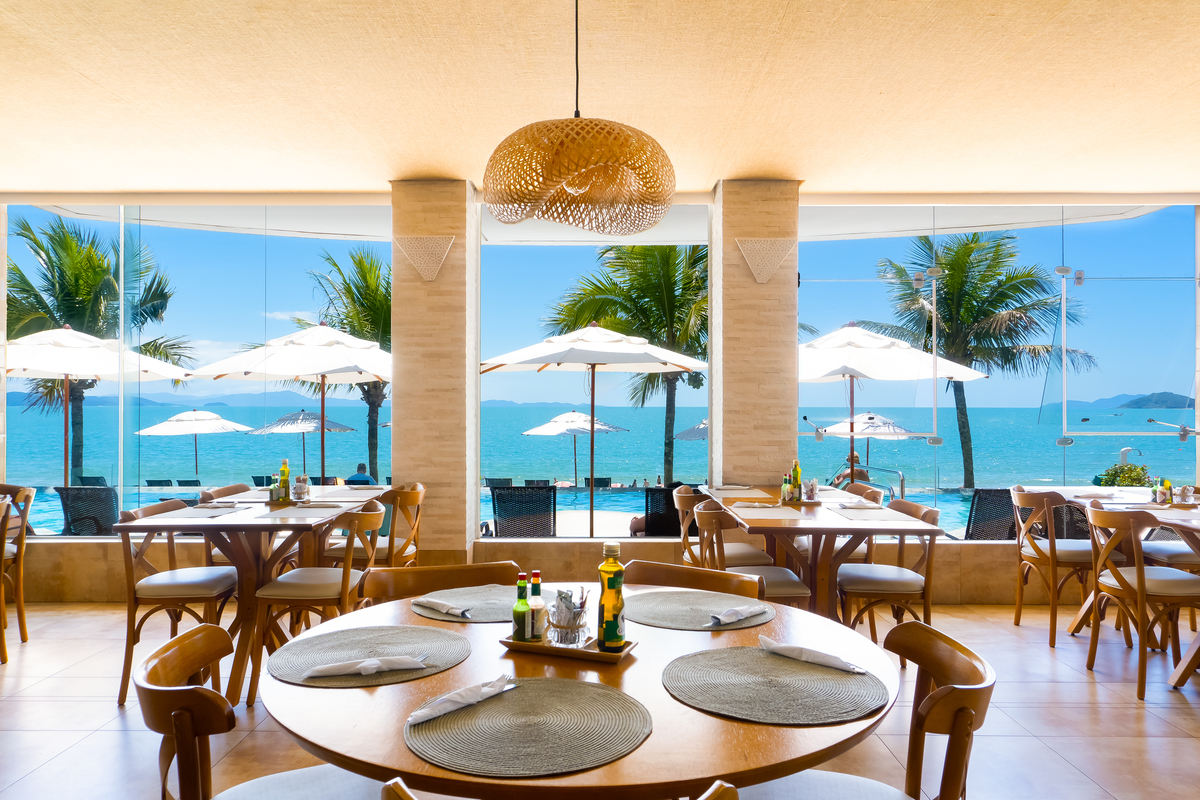 PALACE PRAIA HOTEL · Samantha Retratista