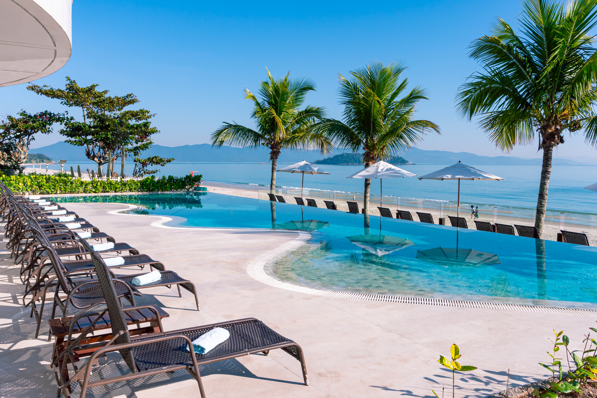 PALACE PRAIA HOTEL · Samantha Retratista