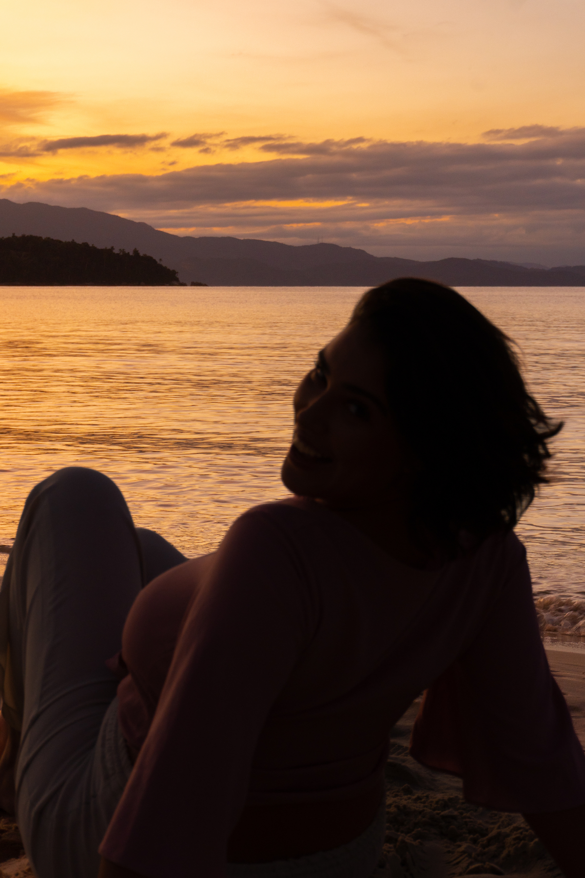 Dani Lousada - BEACH · Samantha Retratista