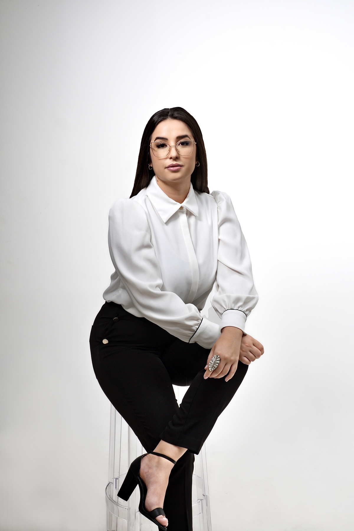 Juliana Santos - Especialista em crédito · Samantha Retratista