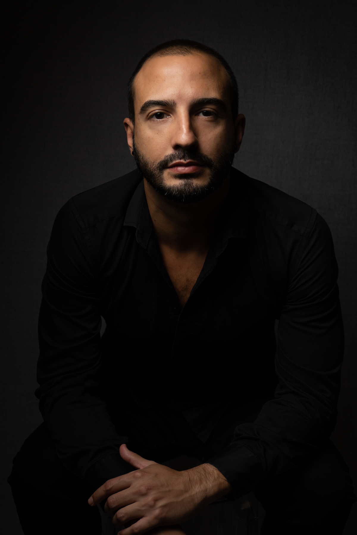 Tiago Brittes - Cabeleireiro e maquiador profissional - expert em noivas · Samantha Retratista