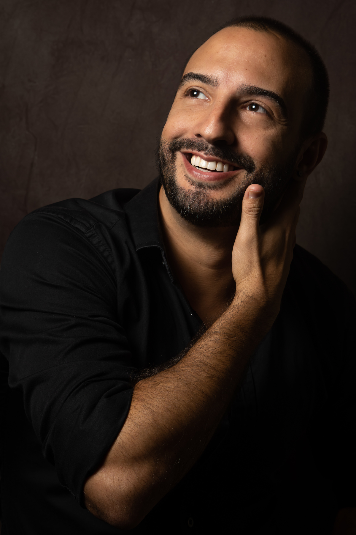 Tiago Brittes - Cabeleireiro e maquiador profissional - expert em noivas · Samantha Retratista