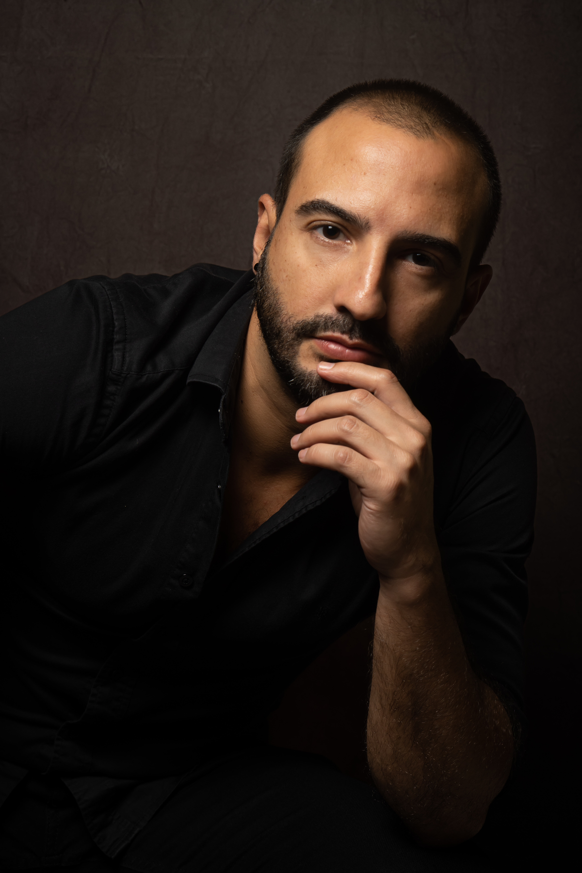 Tiago Brittes - Cabeleireiro e maquiador profissional - expert em noivas · Samantha Retratista