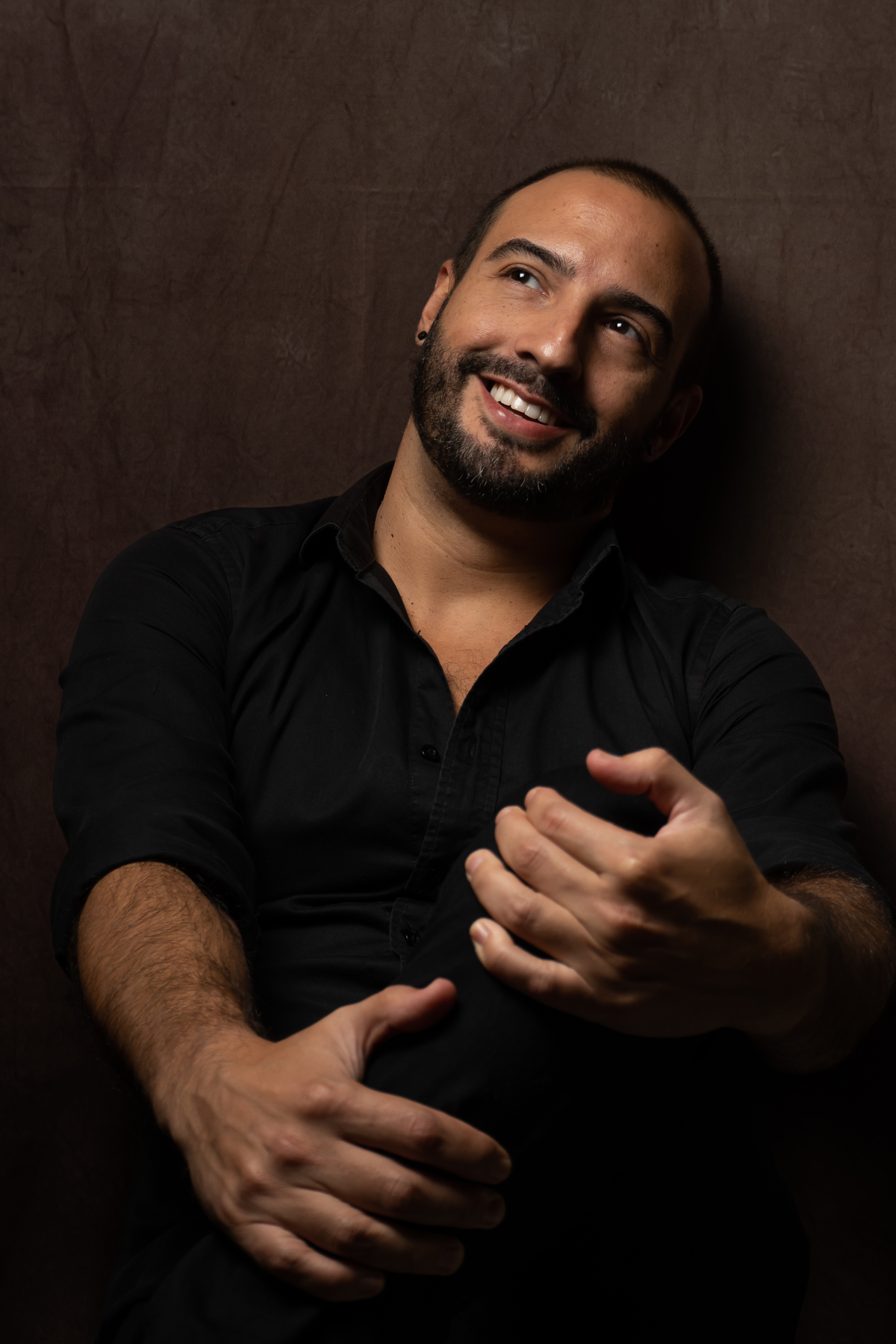 Tiago Brittes - Cabeleireiro e maquiador profissional - expert em noivas · Samantha Retratista